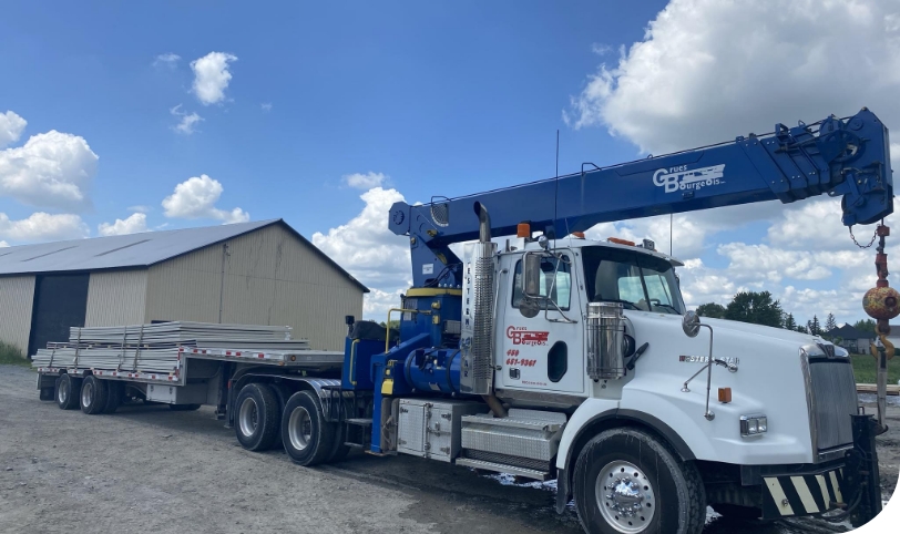 location de boom truck pour Montréal